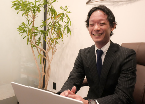 相談員　酒井 愛光