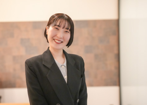 相談員　飯田 志穂